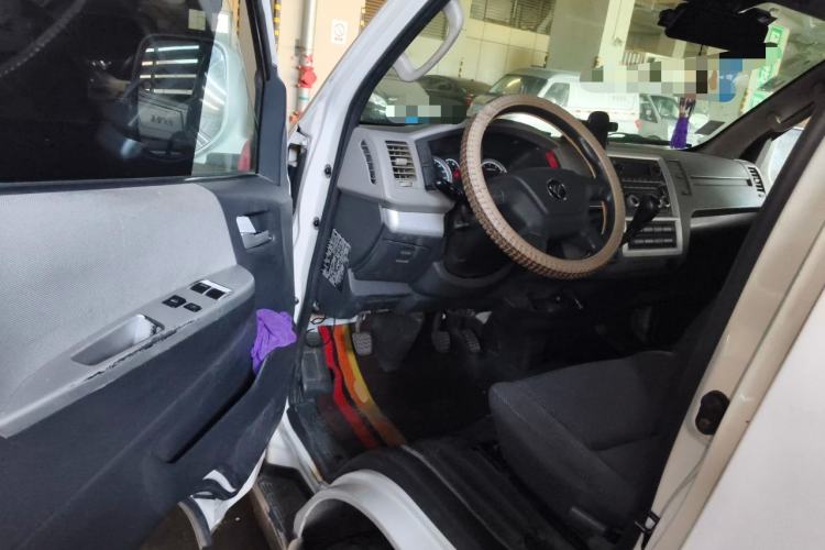 Used Foton Scenic G7 2019 2.4L Long Wheelbase High-Roof 2-Seater China VI 4K22D4M Driver Seat