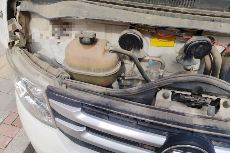 Used Foton Scenic G7  Engine Bay Right