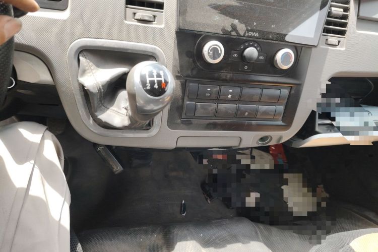 Used Foton Scenic G7 2019 2.4L Long Wheelbase High-Roof 2-Seater China VI 4K22D4M Gear Lever