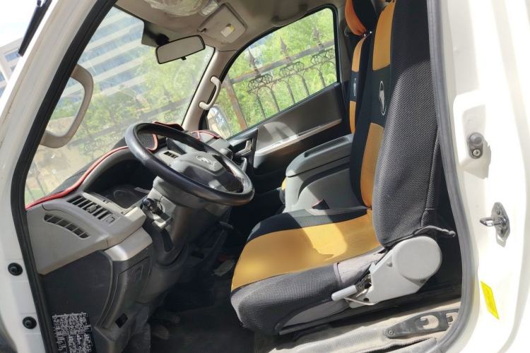 Used Foton Scenic G7 2019 2.4L Long Wheelbase High-Roof 2-Seater China VI 4K22D4M Left Front Seat