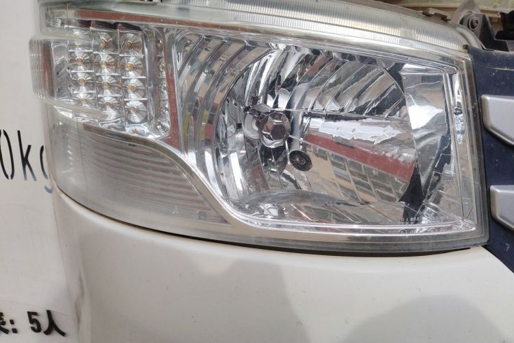 Used Foton Scenic G7  Right Front Headlight