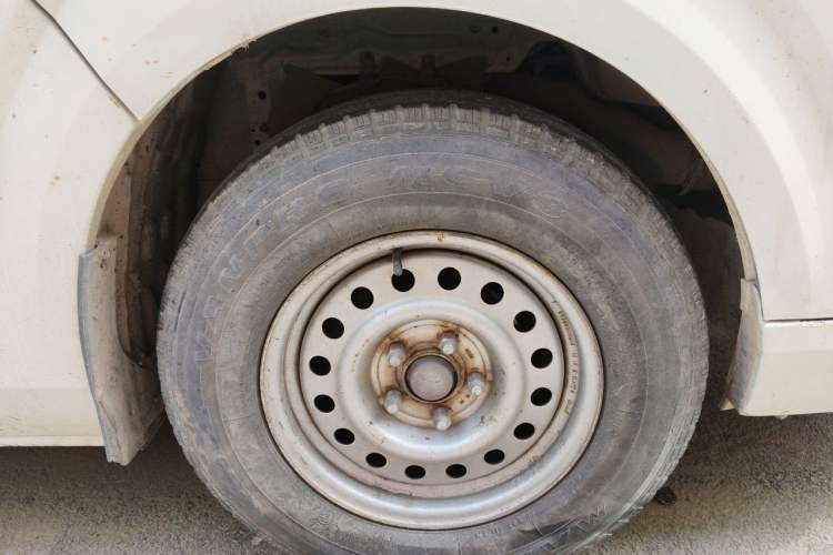 Used Foton Scenic G7  Right Front Wheel Hub