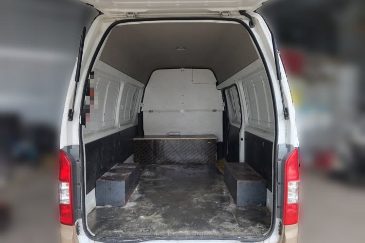Used Foton Scenic G7 2019 2.4L Long Wheelbase High-Roof 2-Seater China VI 4K22D4M Trunk
