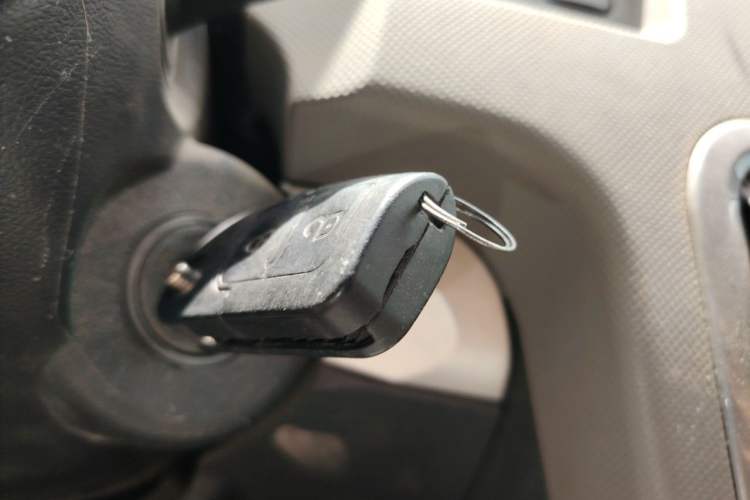 Used Foton Scenic G7 2019 2.4L Long Wheelbase High-Roof 2-Seater China VI 4K22D4M Vehicle Key