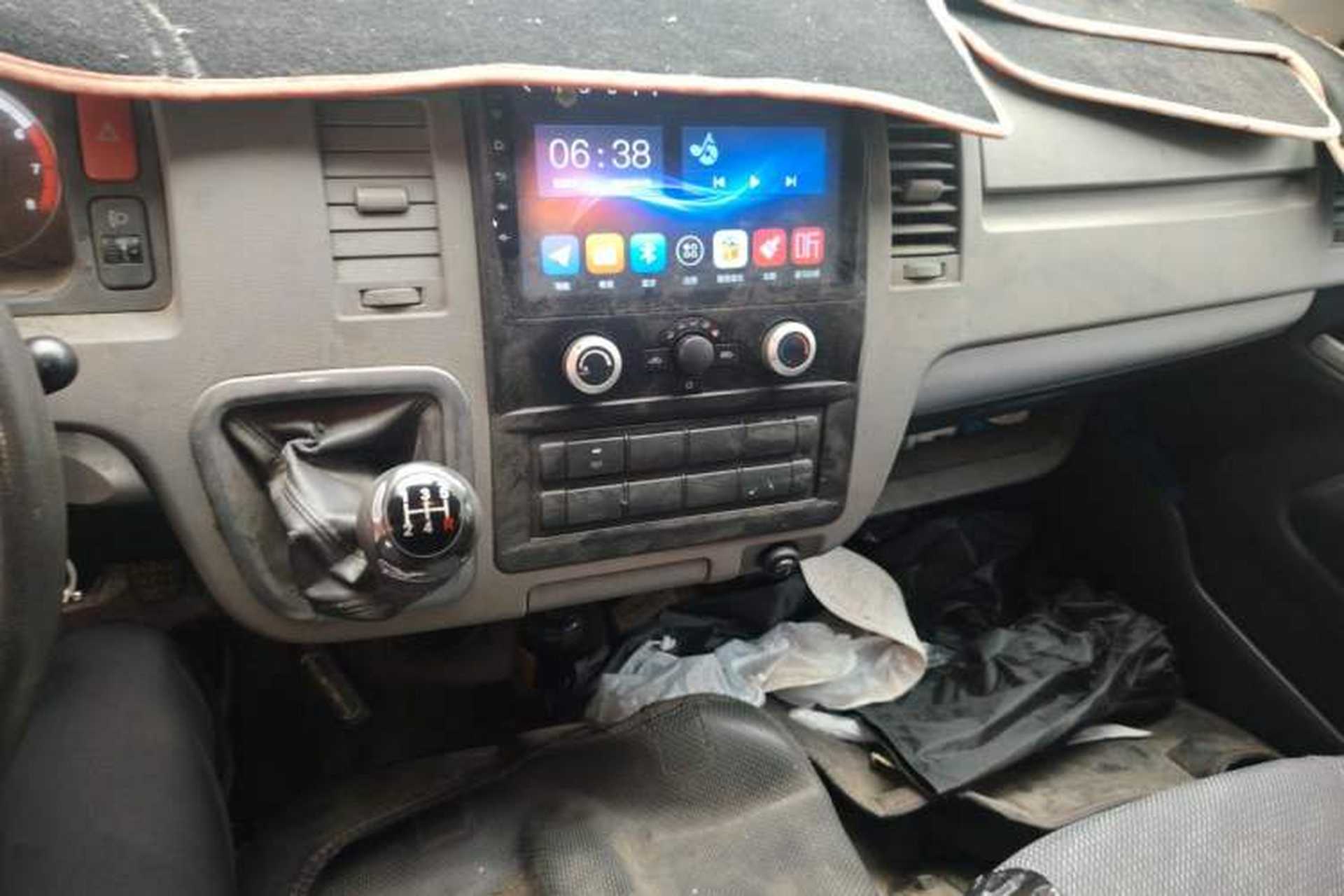Used Foton Scenic G7 2020 2.4L Commercial Version Long Wheelbase High-Roof 6-Seater Business Vehicle China VI Emission Standard Model 4K22D4M Audio And AC Panel
