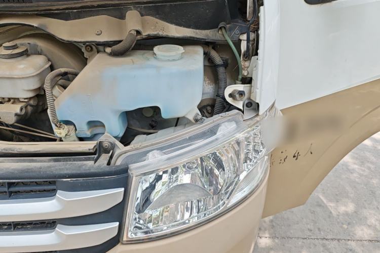 Used Foton Scenic G7 2020 2.4L Commercial Version Long Wheelbase High-Roof 4-Seater Van China VI Emission Standard Model 4K22D4M Engine Bay Left