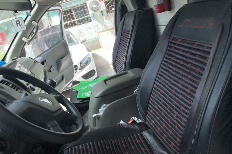 Used Foton Scenic G7 2020 2.4L Commercial Version Short Wheelbase Flat-Top 2-Seater Van China VI Emission Standard 4K22D4M Left Front Seat