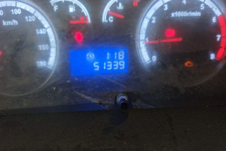 Used Foton Scenic G7 2020 2.4L Commercial Version Long Wheelbase High-Roof 4-Seater Van China VI Emission Standard Model 4K22D4M Odometer Close Up