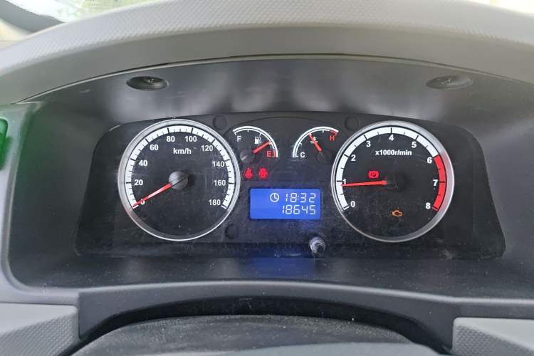 Used Foton Scenic G7 2020 2.4L Commercial Version Long Wheelbase High-Roof 2-Seat Van China VI Emission Standard 4K22D4M Instrument Cluster