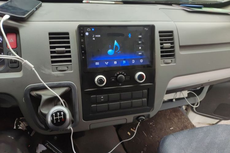 Used Foton Scenic G7 2020 2.4L Commercial Version Long Wheelbase High-Roof 2-Seat Van China VI Emission Standard 4K22D4M Audio And AC Panel