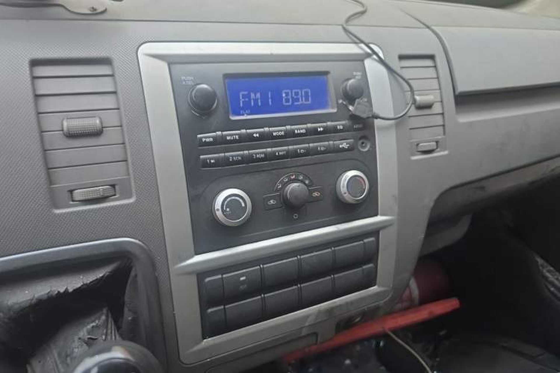 Used Foton Scenic G7 2020 2.4L Commercial Version Long Wheelbase High-Roof 2-Seat Van China VI Emission Standard 4K22D4M Audio And AC Panel