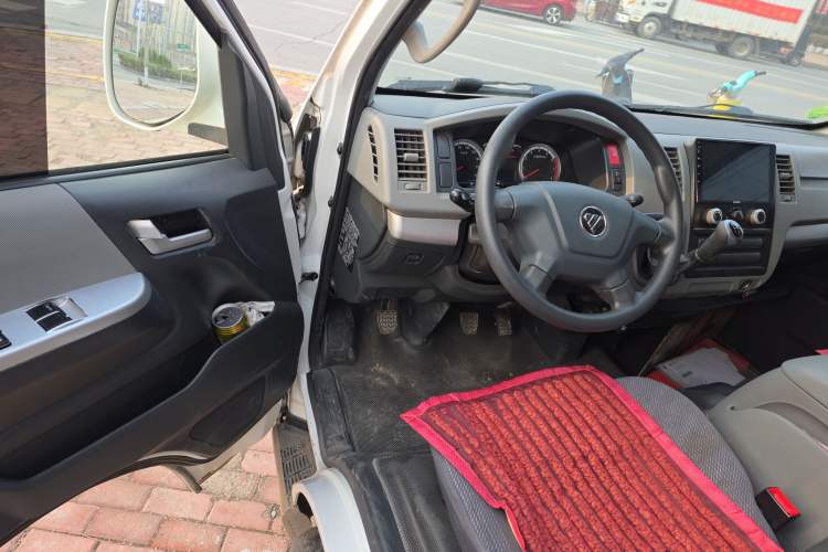 Used Foton Scenic G7 2020 2.4L Commercial Version Long Wheelbase High-Roof 2-Seat Van China VI Emission Standard 4K22D4M Driver Seat