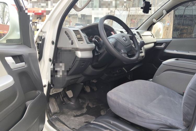 Used Foton Scenic G7 2020 2.4L Commercial Version Long Wheelbase High-Roof 6-Seater Business Vehicle China VI Emission Standard Model 4K22D4M Driver Seat