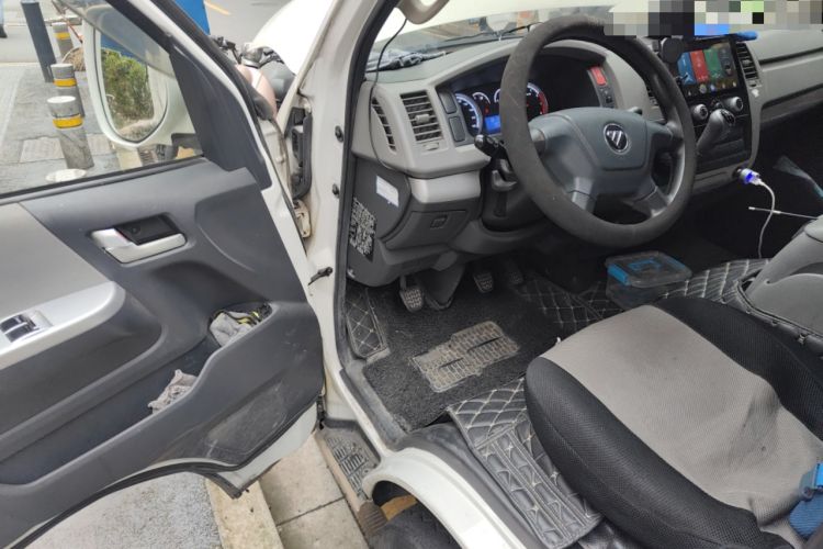 Used Foton Scenic G7 2020 2.4L Commercial Version Long Wheelbase High-Roof 6-Seater Business Vehicle China VI Emission Standard Model 4K22D4M Driver Seat