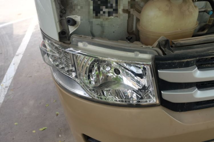 Used Foton Scenic G7  Engine Bay Right