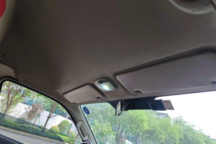 Used Foton Scenic G7 2020 2.4L Commercial Version Long Wheelbase High-Roof 2-Seat Van China VI Emission Standard 4K22D4M Headliner