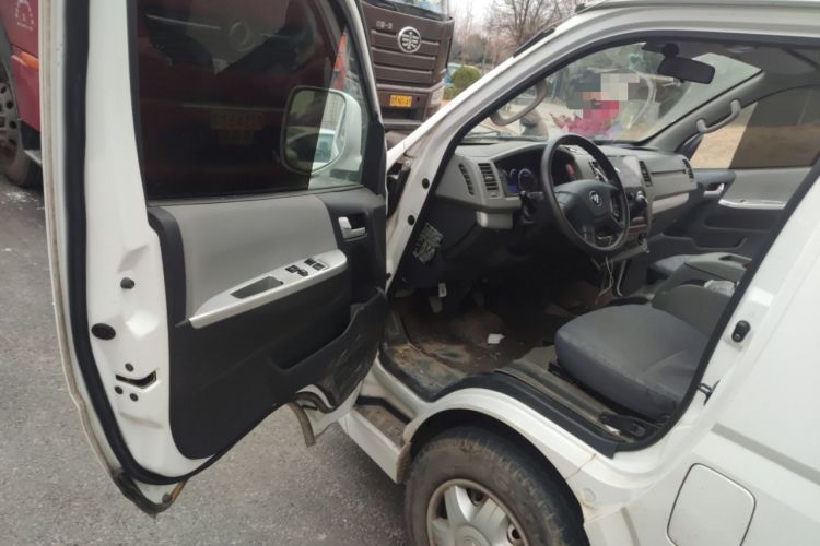 Used Foton Scenic G7 2020 2.4L Commercial Version Long Wheelbase High-Roof 2-Seat Van China VI Emission Standard 4K22D4M Interior 3