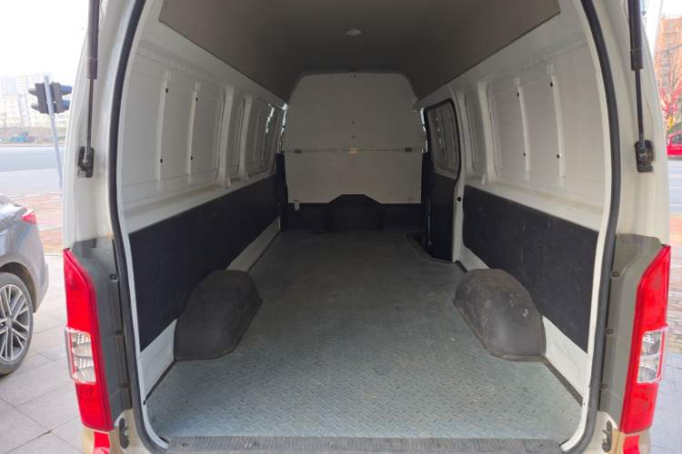 Used Foton Scenic G7 2020 2.4L Commercial Version Long Wheelbase High-Roof 2-Seat Van China VI Emission Standard 4K22D4M Left Rear Seat