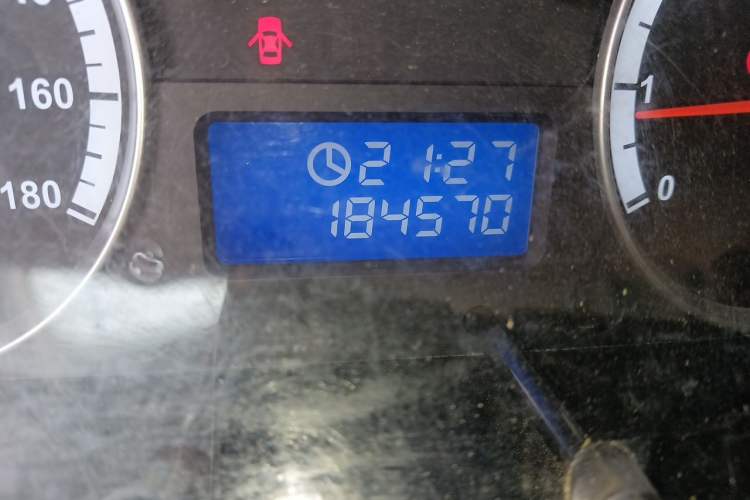 Used Foton Scenic G7  Odometer Close Up