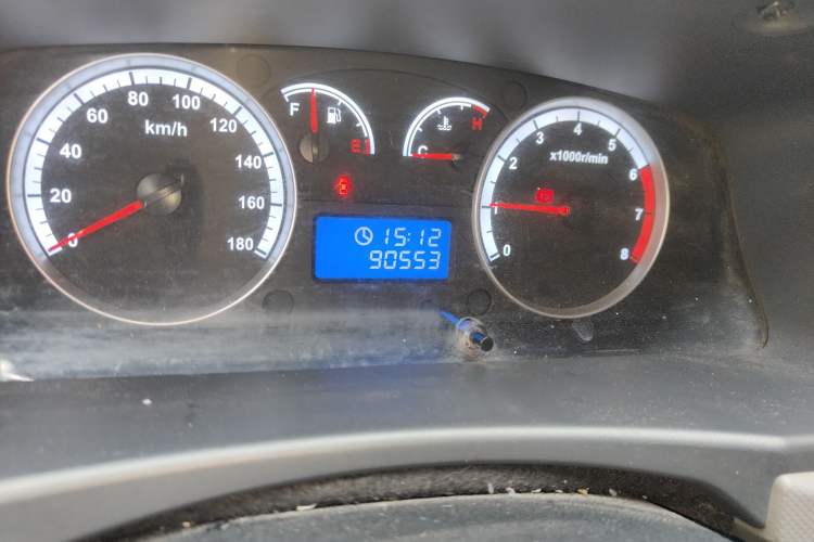 Used Foton Scenic G7 2020 2.4L Commercial Version Long Wheelbase High-Roof 6-Seater Business Vehicle China VI Emission Standard Model 4K22D4M Odometer Close Up