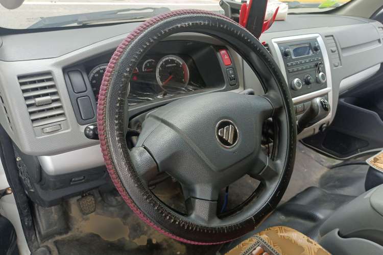 Used Foton Scenic G7 2020 2.4L Commercial Version Long Wheelbase High-Roof 2-Seat Van China VI Emission Standard 4K22D4M Steering Wheel