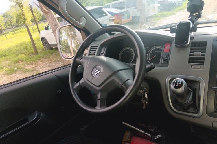 Used Foton Scenic G7 2020 2.4L Commercial Version Short Wheelbase High-Roof 2-Seat Van China VI Emission Standard 4K22D4M Steering Wheel