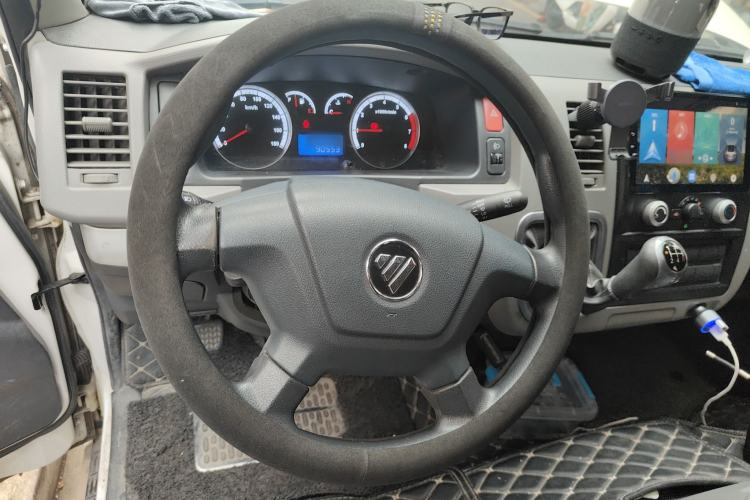 Used Foton Scenic G7 2020 2.4L Commercial Version Long Wheelbase High-Roof 6-Seater Business Vehicle China VI Emission Standard Model 4K22D4M Steering Wheel