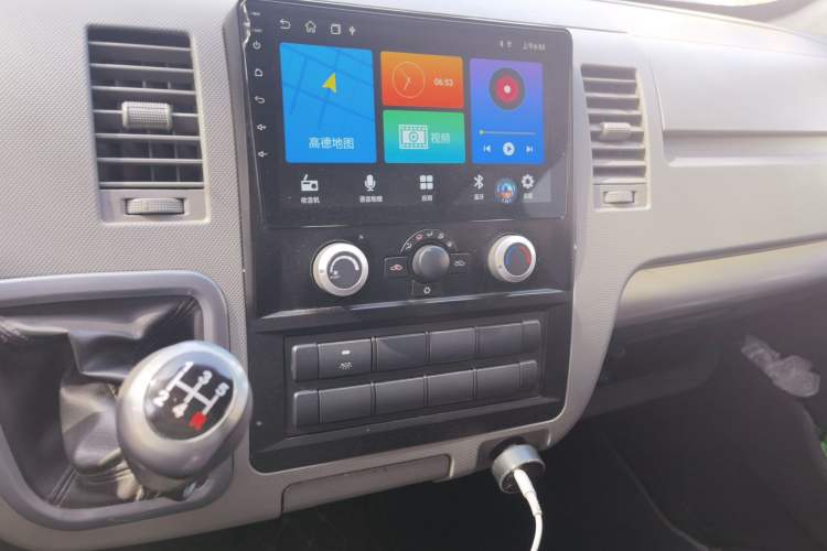 Used Foton Scenic G7 2021 2.4L Gasoline Commercial Version Long Wheelbase High-Roof 2-Seat Van 4K22D4M Audio And AC Panel