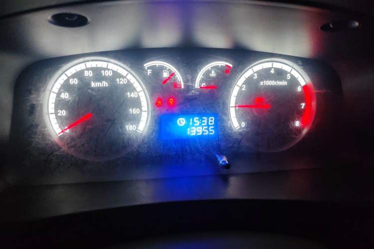 Used Foton Scenic G7 2021 2.4L Gasoline Commercial Version Short Wheelbase High Roof 6-Seater with Clear Window 4K22D4M Instrument Cluster