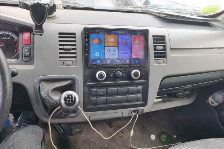 Used Foton Scenic G7 2021 2.4L Gasoline Commercial Version Long Wheelbase High-Roof 2-Seat Van 4K22D4M Audio And AC Panel