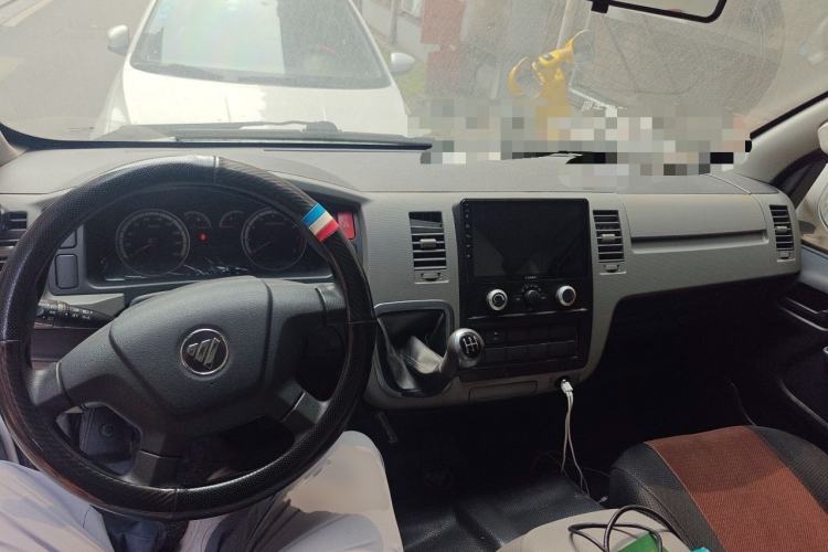 Used Foton Scenic G7 2021 2.4L Gasoline Commercial Version Long Wheelbase High-Roof 2-Seat Van 4K22D4M Center Console