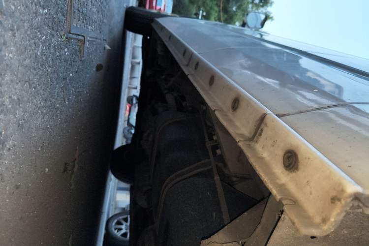 Used Foton Scenic G7 2021 2.4L Gasoline Commercial Version Long Wheelbase High-Roof 2-Seat Van 4K22D4M Chassis Rear Left