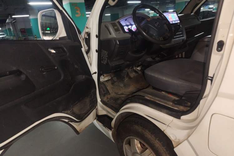 Used Foton Scenic G7 2021 2.4L Gasoline Commercial Version Long Wheelbase High-Roof 5-Seater Van 4K22D4M Driver Seat