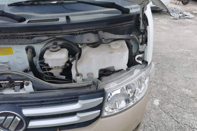 Used Foton Scenic G7 2021 2.4L Gasoline Commercial Version Long Wheelbase High-Roof 2-Seat Van 4K22D4M Engine Bay Left