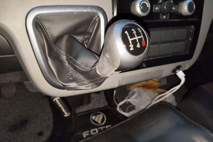 Used Foton Scenic G7 2021 2.4L Gasoline Commercial Version Long Wheelbase High-Roof 2-Seat Van 4K22D4M Gear Lever
