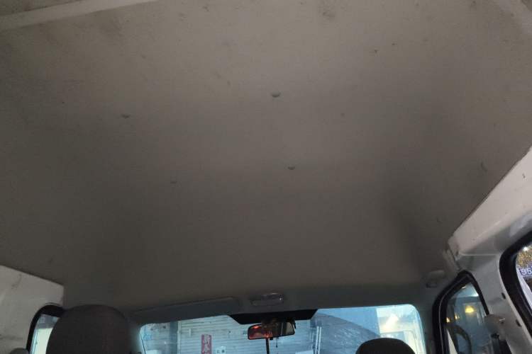 Used Foton Scenic G7 2021 2.4L Gasoline Commercial Version Long Wheelbase High Roof 4-Seater Van – 4K22D4M Headliner