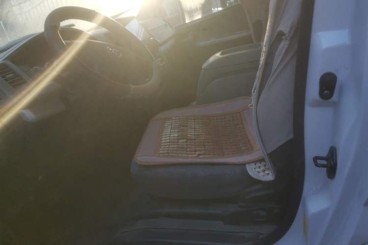 Used Foton Scenic G7 2021 2.4L Gasoline Commercial Version Long Wheelbase High-Roof 5-Seater Van 4K22D4M Left Front Seat
