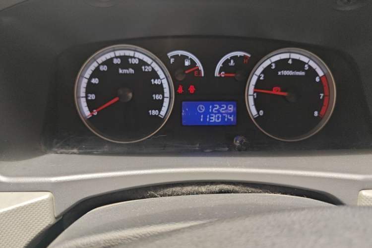 Used Foton Scenic G7 2021 2.4L Gasoline Commercial Version Short Wheelbase High-Roof 2-Seat Van 4K22D4M Odometer Close Up