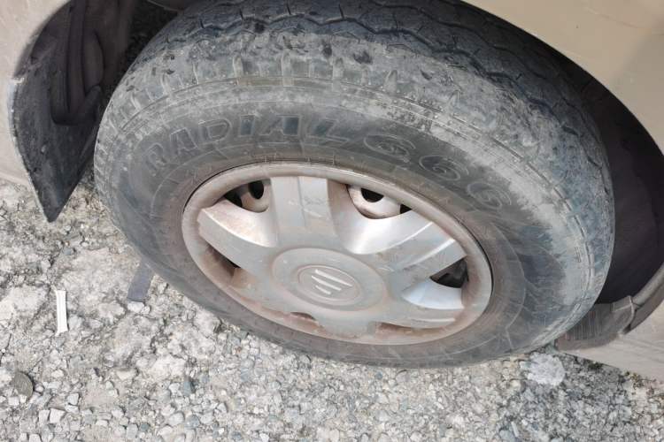 Used Foton Scenic G7 2021 2.4L Gasoline Commercial Version Long Wheelbase High-Roof 2-Seat Van 4K22D4M Right Front Wheel Hub