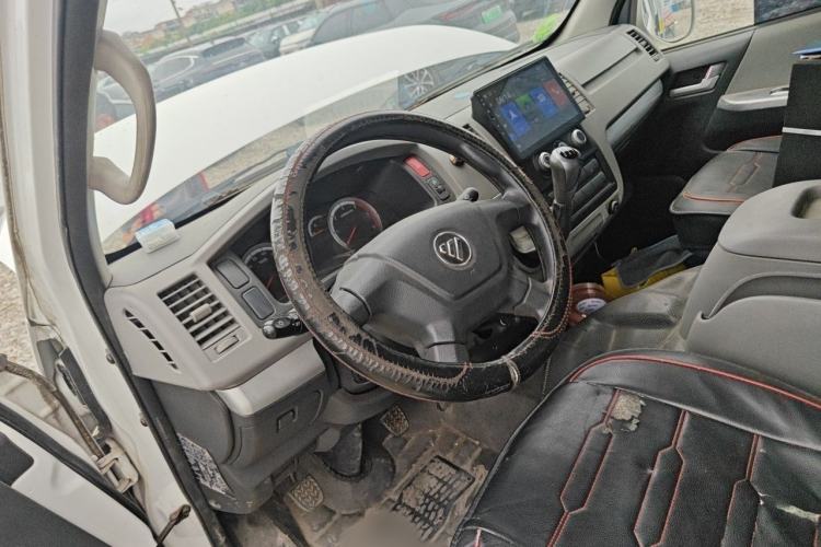 Used Foton Scenic G7 2021 2.0T Diesel Commercial Version Long Wheelbase High Roof 2-Seater Van D20TCIF1 Steering Wheel