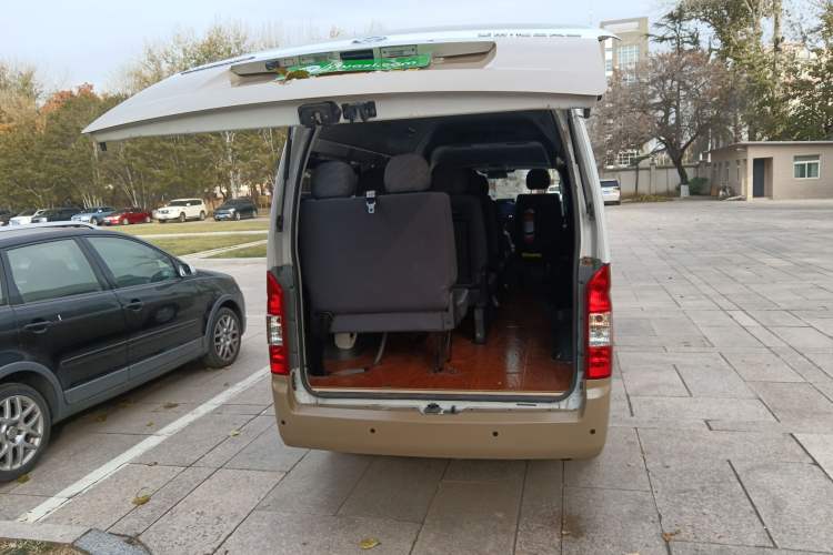 Used Foton Scenic G7 2021 2.4L Gasoline Commercial & Travel Version Long Wheelbase High-Roof 10-Seater Bus 4K22D4M Trunk