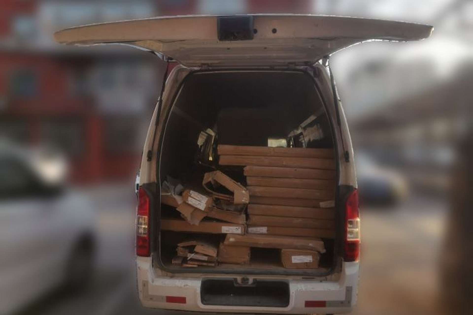 Used Foton Scenic G7 2021 2.4L Gasoline Commercial Version Long Wheelbase High-Roof 5-Seater Van 4K22D4M Trunk
