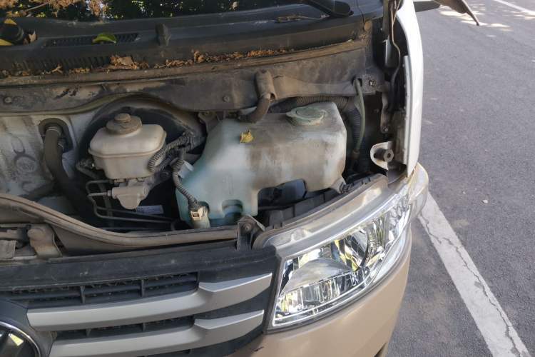 Used Foton Scenic G7 2022 2.4L Gasoline Commercial Version Long Wheelbase High-Roof Van 2 Seats 4K22D4M Engine Bay Left