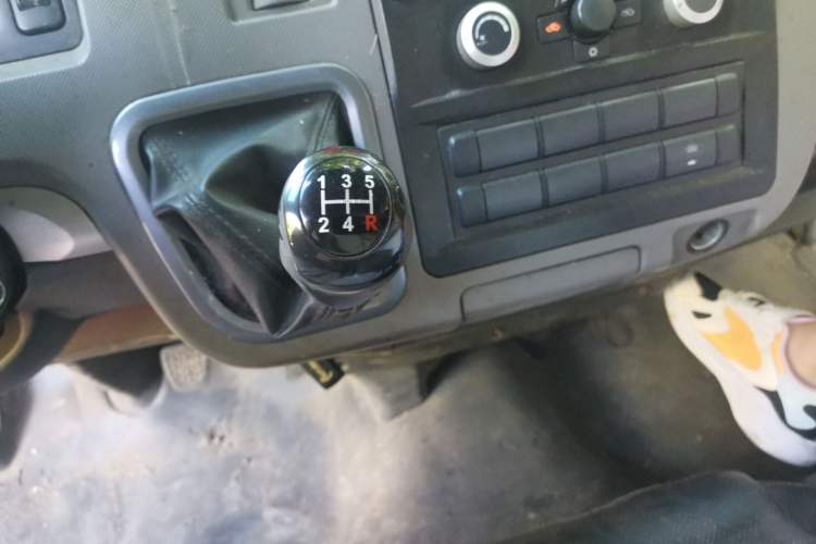 Used Foton Scenic G7 2022 2.4L Gasoline Commercial Version Long Wheelbase High-Roof Van 2 Seats 4K22D4M Gear Lever