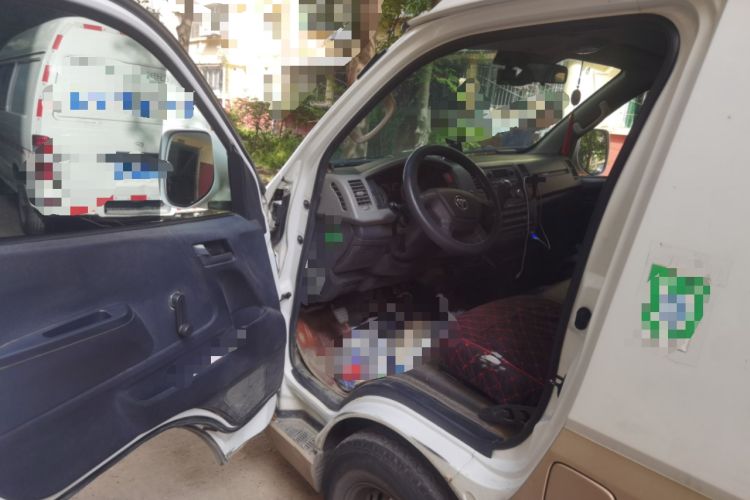 Used Foton Scenic G7 2022 2.4L Gasoline Commercial Version Long Wheelbase High-Roof Van 2 Seats 4K22D4M Driver Seat