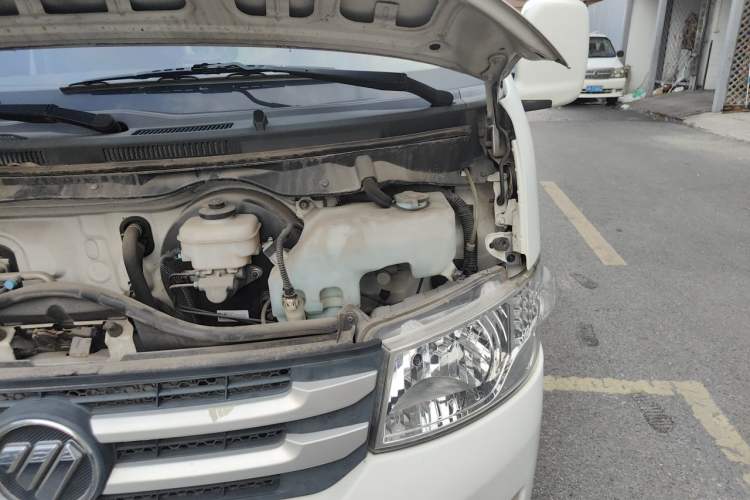 Used Foton Scenic G7 2022 2.4L Gasoline Commercial Version Long Wheelbase High-Roof Van 2 Seats 4K22D4M Engine Bay Left