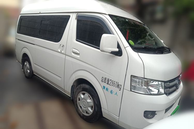 Used Foton Scenic G7 2022 2.4L Gasoline Commercial Version Short Wheelbase High Roof Clear Window 6-Seater – 4K22D4M Front Right 45 Deg