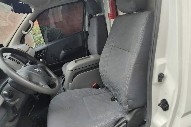 Used Foton Scenic G7 2022 2.4L Gasoline Commercial Version Long Wheelbase High-Roof Van 2 Seats 4K22D4M Left Rear Seat