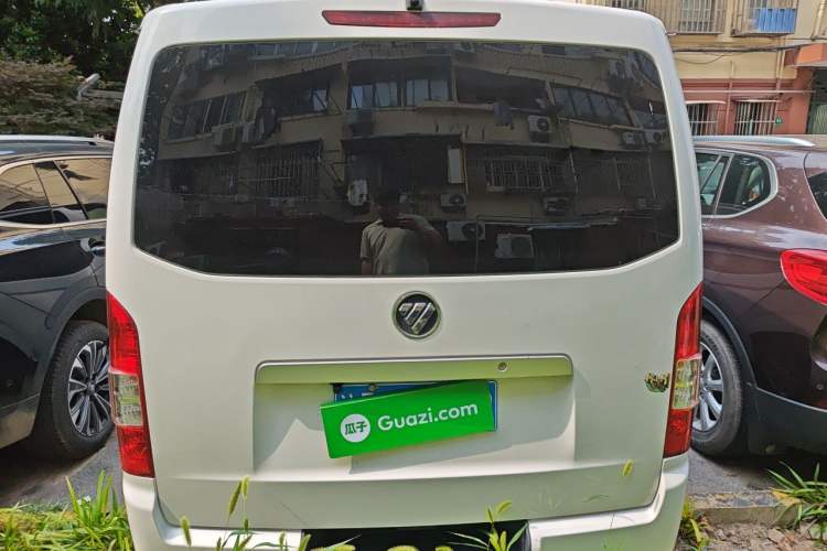 Used Foton Scenic G7 2022 2.4L Gasoline Commercial Version Long Wheelbase Low Roof Open-Window Design 6-Seater – 4K22D4M Rear