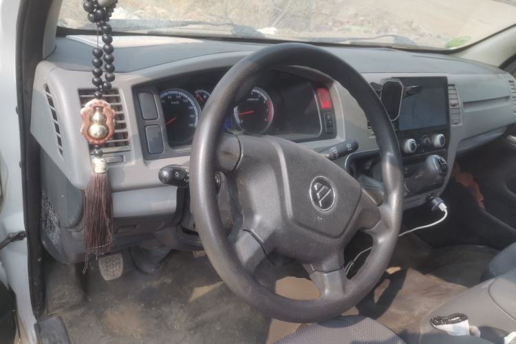 Used Foton Scenic G7 2022 2.4L Gasoline Commercial Version Long Wheelbase High-Roof Van 2 Seats 4K22D4M Steering Wheel